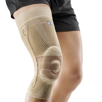 GenuTrain i beige med silikonband upptill, vit bakgrund