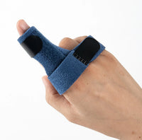 Justerbar fingerskena med aluminiumstöd och kardborre