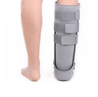 Ortopedisk rehabiliteringssko med justerbara remmar